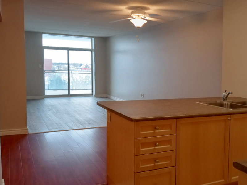 1 Bedroom Kitchen 85 01